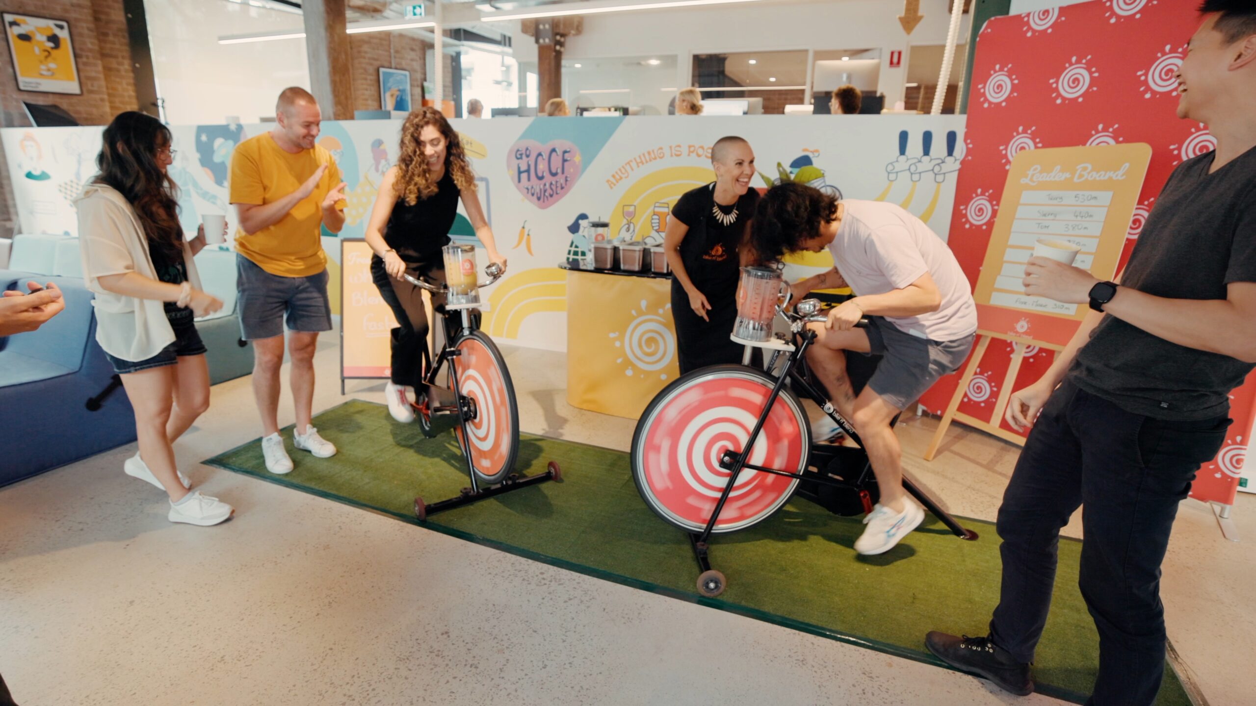 team bonding smoothie racing compition package scaled | Bike n' Blend